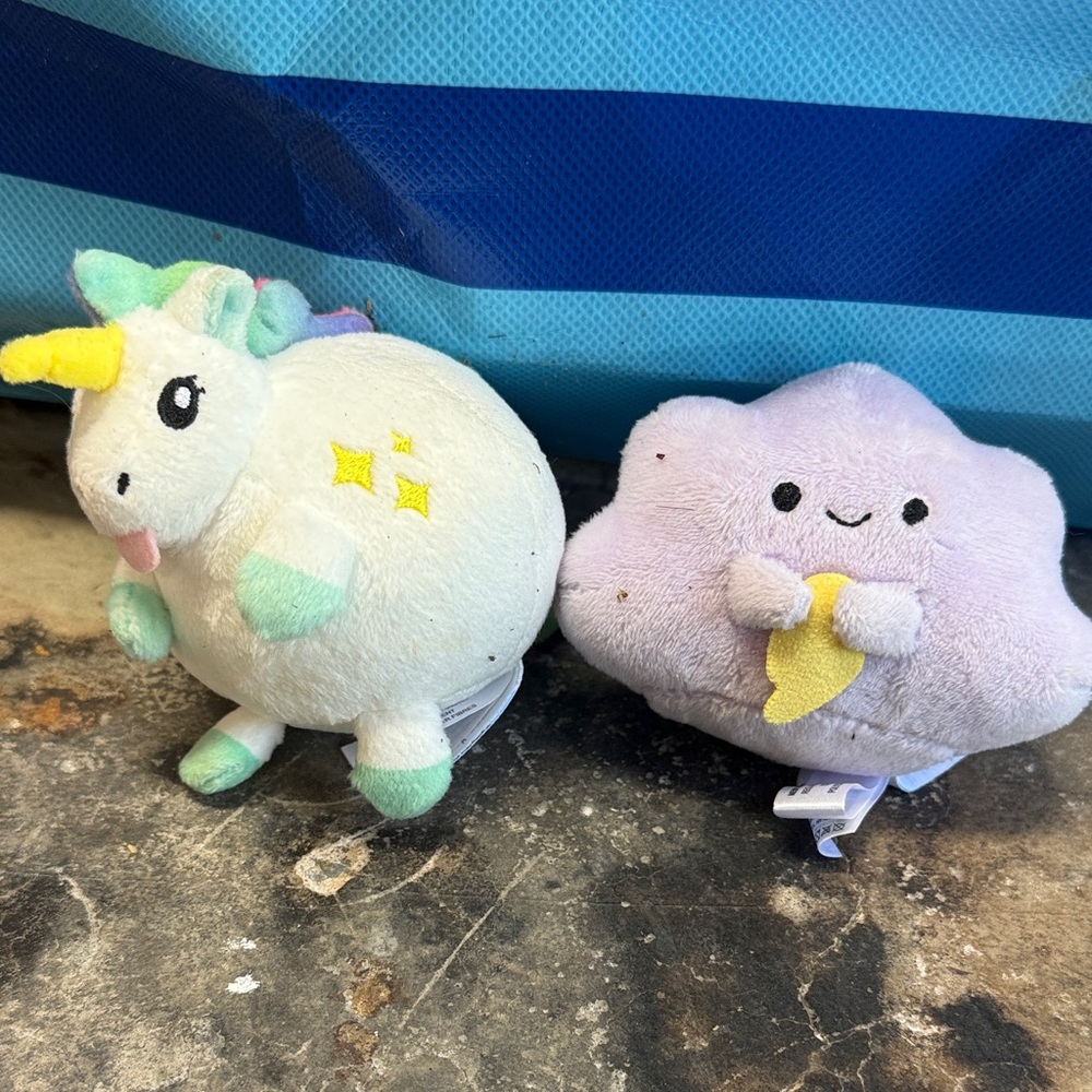 Set of 2 Squishable Keychains